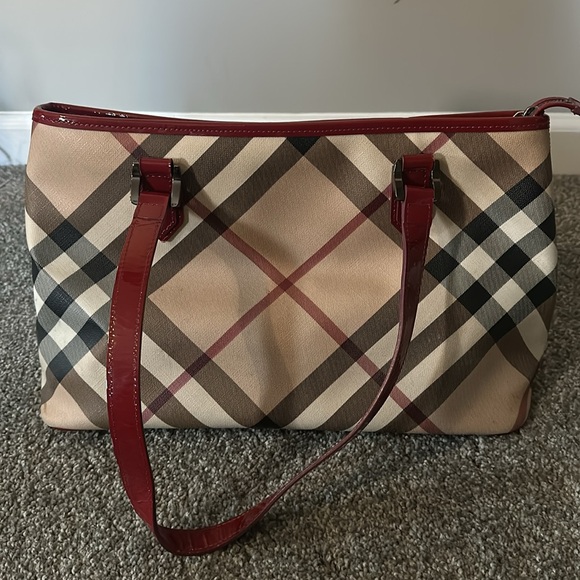Burberry Nova Tote.  Rasberry Sorbet color. - Picture 4 of 6